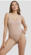 Maidenform XL Women's Seamless Smoothing Bodysuit Size Blush nude-NWT