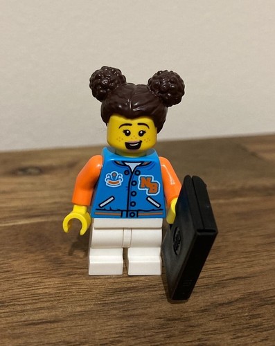 Mini Figures Driver Wheel Chair Pink Bicycle 60337 LEGO Express Passenger Train - Picture 10 of 19