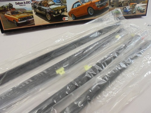  FOR MAZDA B2000 B2200 B2600 1985-1998 Inner&Outer Door Belt Weatherstrip Rubber - Picture 1 of 5