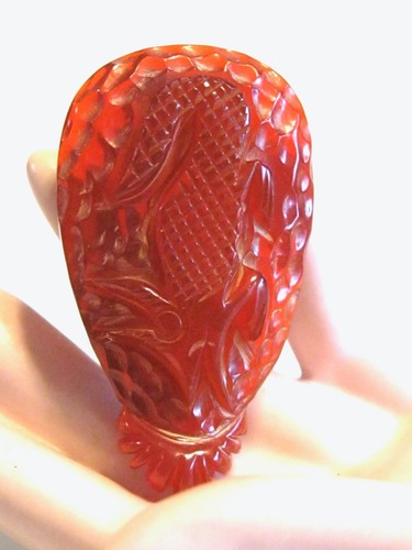RARE VINTAGE 1930's CARVED PINEAPPLE & CRITTER ORA