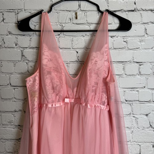 VTG Vanity Fair Nightgown Sheer Chiffon Nylon Lace Pink Glamour Lined Size 38/L - Picture 3 of 10