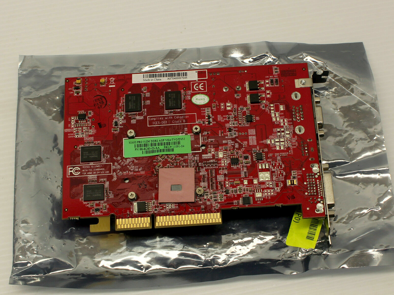 ATI Radeon X1650 Pro 256MB, 128BIT, AGP 8x, SAPPHIRE in ORIGINAL BOX - WORKING ATI Radeon X1650 Pro 256MB, 128BIT, AGP 8x, SAPPHIRE in ORIGINAL BOX - WORKING