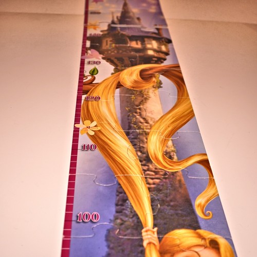Rompecabezas Disney Rapunzel niños tabla de altura, 28 piezas usado en muy buena condición completo - Imagen 6 de 6