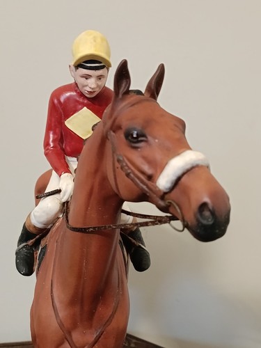 Beswick Connoisseur Figure Red Rum Horse With Brian Fletcher VGC Excellent - Picture 8 of 21