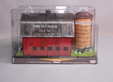 Menards 279-1992 O Gauge Red Barn MT/Box