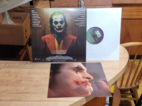 SOUNDTRACK OST LP THE JOKER MUSIC BY HILDUR GUDNADOTTIE / ON PURPLE VINYL - Picture 8 of 11