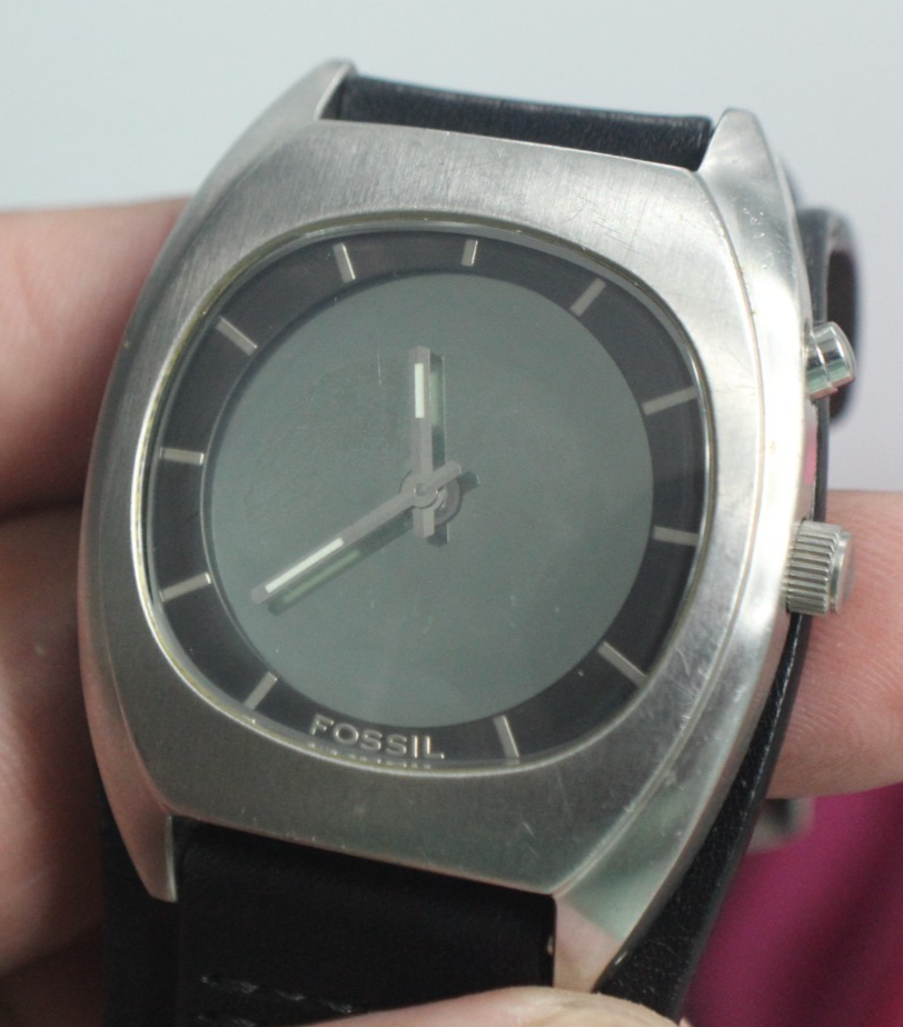 Not Easy to Find FOSSIL Big Tic Quartz Analog Men's Watch JR-8458