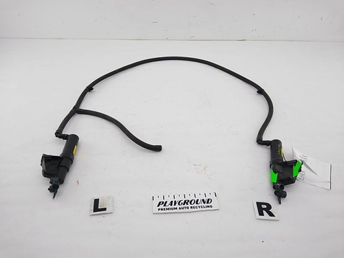 VOLVO V50 S40*AS IS PARTS ONLY* Pair Of Headlight Lamp Washer Motors Fits 07-11 - Picture 2 of 12