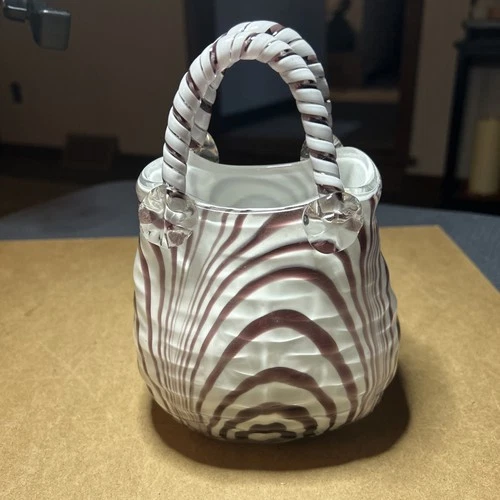 VINTAGE HAND BLOWN ART GLASS MURANO STYLE GLASS PURSE VASE-PURPLE/WHITE SWIRL