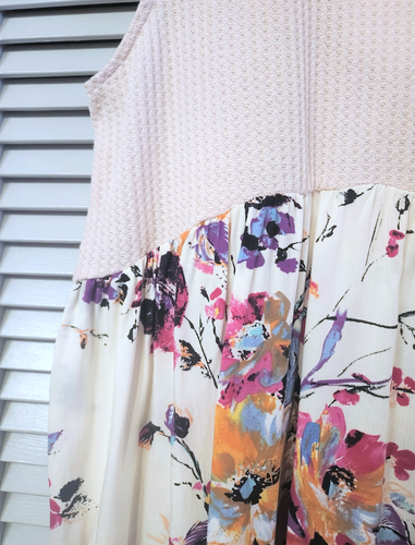 Creme Mix Blumen Waffelstruktur Slevless Top M Urban Outfitters Ohrringe - Bild 2 von 4