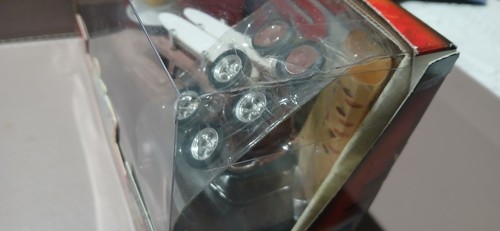 ROAD CHAMP CUSTOM GARAGE 1949 FORD WOODY DIECAST MODEL TRANSFORM & CUSTOMISE - Picture 7 of 11