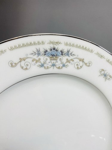Set of 2 PLATES WADE Fine Porcelain China DIANE Pattern 10.25 inch Dinner Plate - Picture 4 of 11