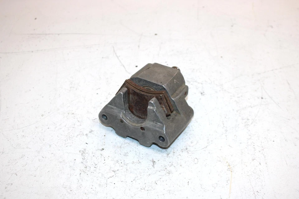 1995 Polaris 300 Oem Rear Brake Caliper 1910130 AP141 - Image 2 of 4