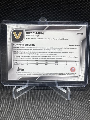 2025 Bowman Chrome U Diego Pavia Short Print Image Variation 1st #SP-16 - Bild 3 von 3