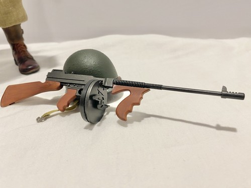 WW2 American Machine Gunner 1:6 Soldier Dragon Models Figure M1 Thompson Gun - Picture 10 of 12
