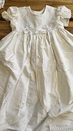 KARELA BabyGirl 100% Seide Taufe Taufkleid 3 Monate Kleid & Haube Offwhite - Bild 2 von 20