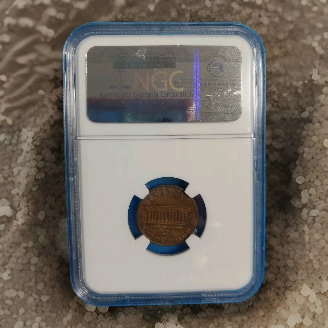 Picture 5 of 6