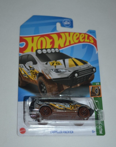 HOT WHEELS 2023 MUD STUDS 1/5 - CHRYSLER PACIFICA METALLIC SILVER - Picture 1 of 6