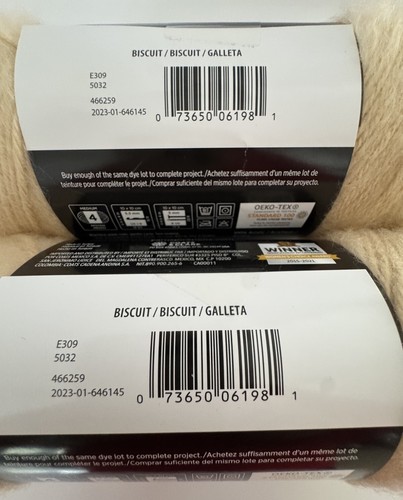 Red Heart Super Saver Brushed 100% Acrylic Yarn~2 Skeins~Biscuit E309 5032 - Picture 4 of 5