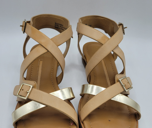 New Directions Nora Tan Gold Sandals Women's Size 6 Faux Leather - Picture 3 of 11