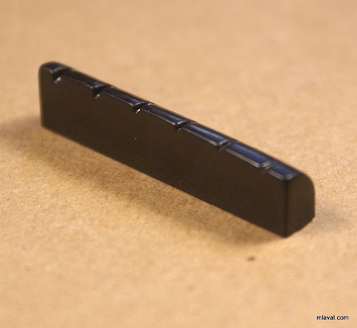 (C46) Slotted Nut Replacement For Electric / Acoustic Guitar 42mm ,BLACK - Picture 2 of 3