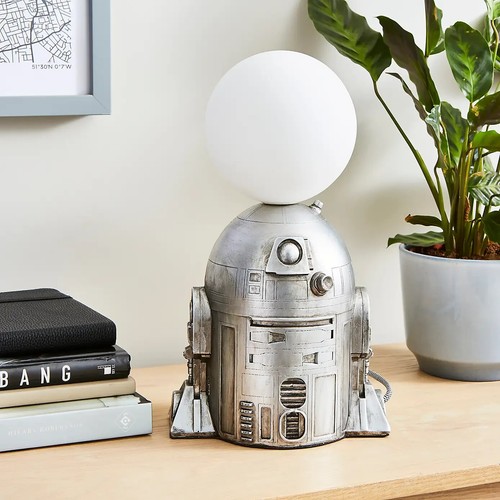 Star Wars R2-D2 Table Lamp - Iconic Design for Galactic Fans, Easy to Clean M-23 - Picture 2 of 6