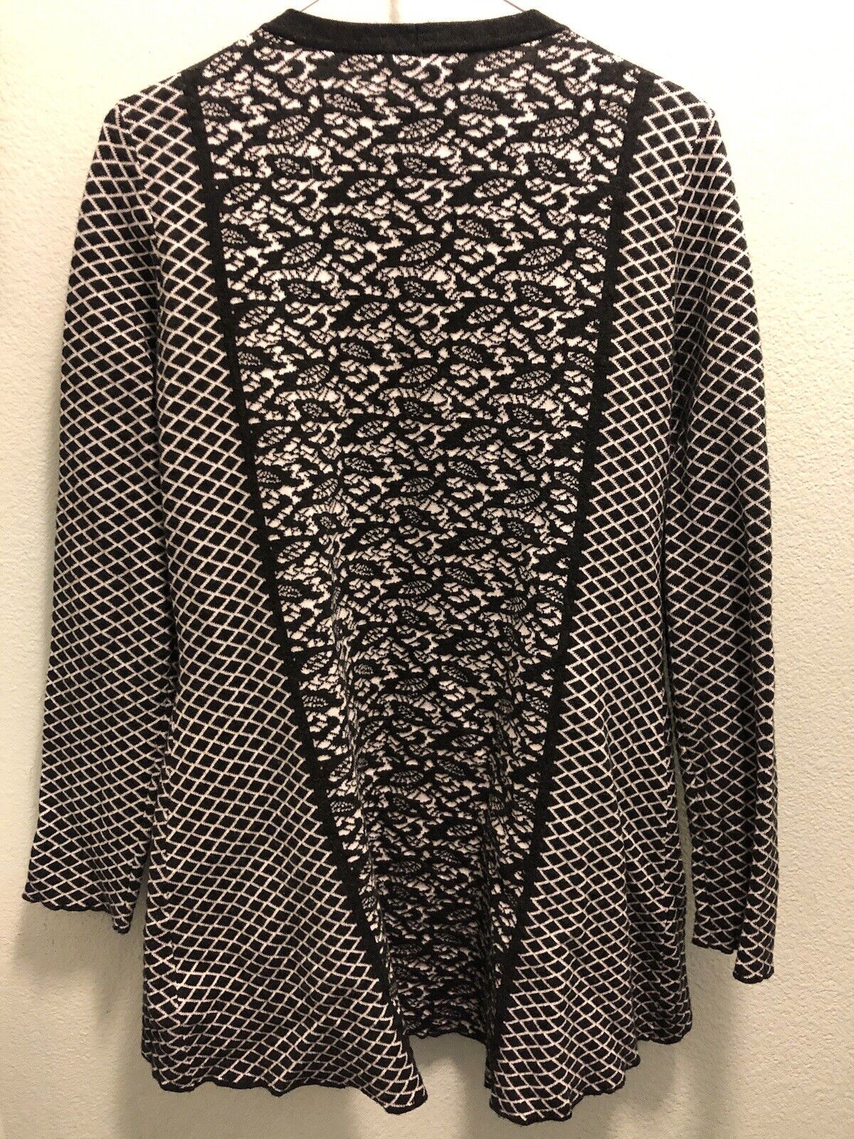 Picture 2 of 4