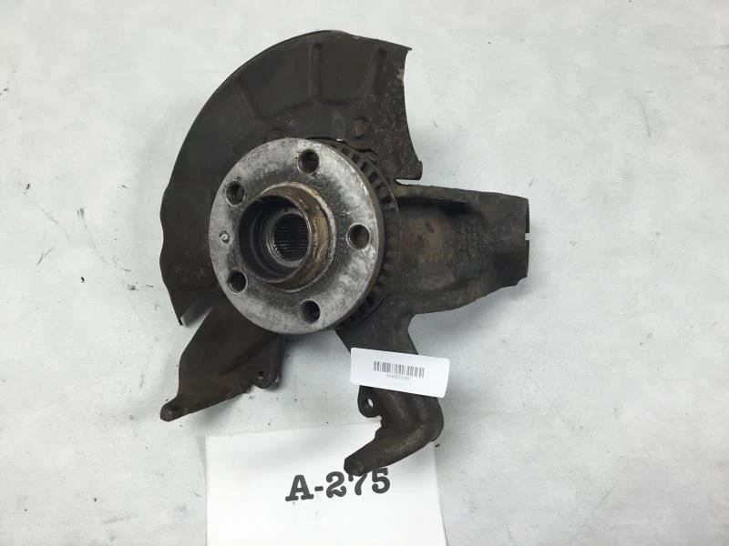 Volkswagen Jetta 2004 sedán eje delantero derecho nudillo Foto 4 de 4