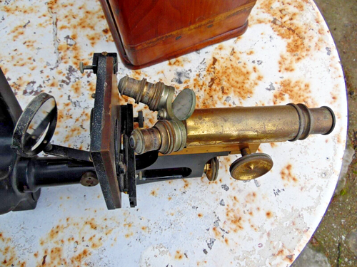 Bausch and Lomb 1915? Vintage Antique microscope In the wooden box. 62808 Help - Picture 13 of 21