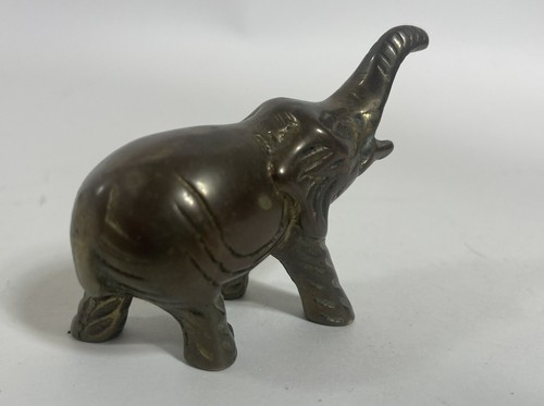 ELEPHANT METAL COPPER BRONZE Vintage Lot 2 Heavy Small Solid  2 & 2.5" Figurine - Picture 13 of 16