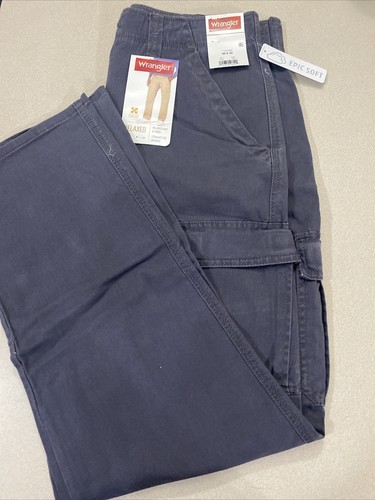 Wrangler Men’s Relaxed Fit 30x32 - Picture 1 of 4