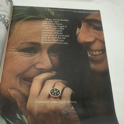 LIFE February 25 1972 ELIZABETH TAYLOR SAPPORO OLYMPICS - Bild 9 von 24