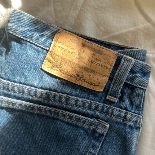 Eddie Bauer jeans women's size 12 Tall, Straight fit, medium wash, pre-owned - Picture 3 of 5