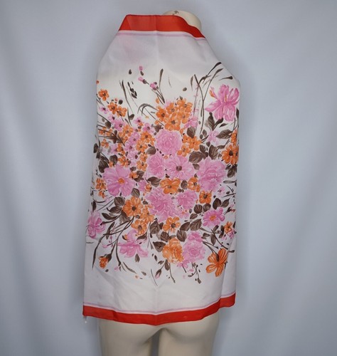 Women's Scarf Watercolor Floral 26 Inch Square Made In Italy - Picture 3 of 8