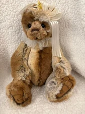 NYAH CHARLIE BEARS 2019  PLUSH BEAR  * 13" NEW WITH TAGS WITH BEE NECKLACE