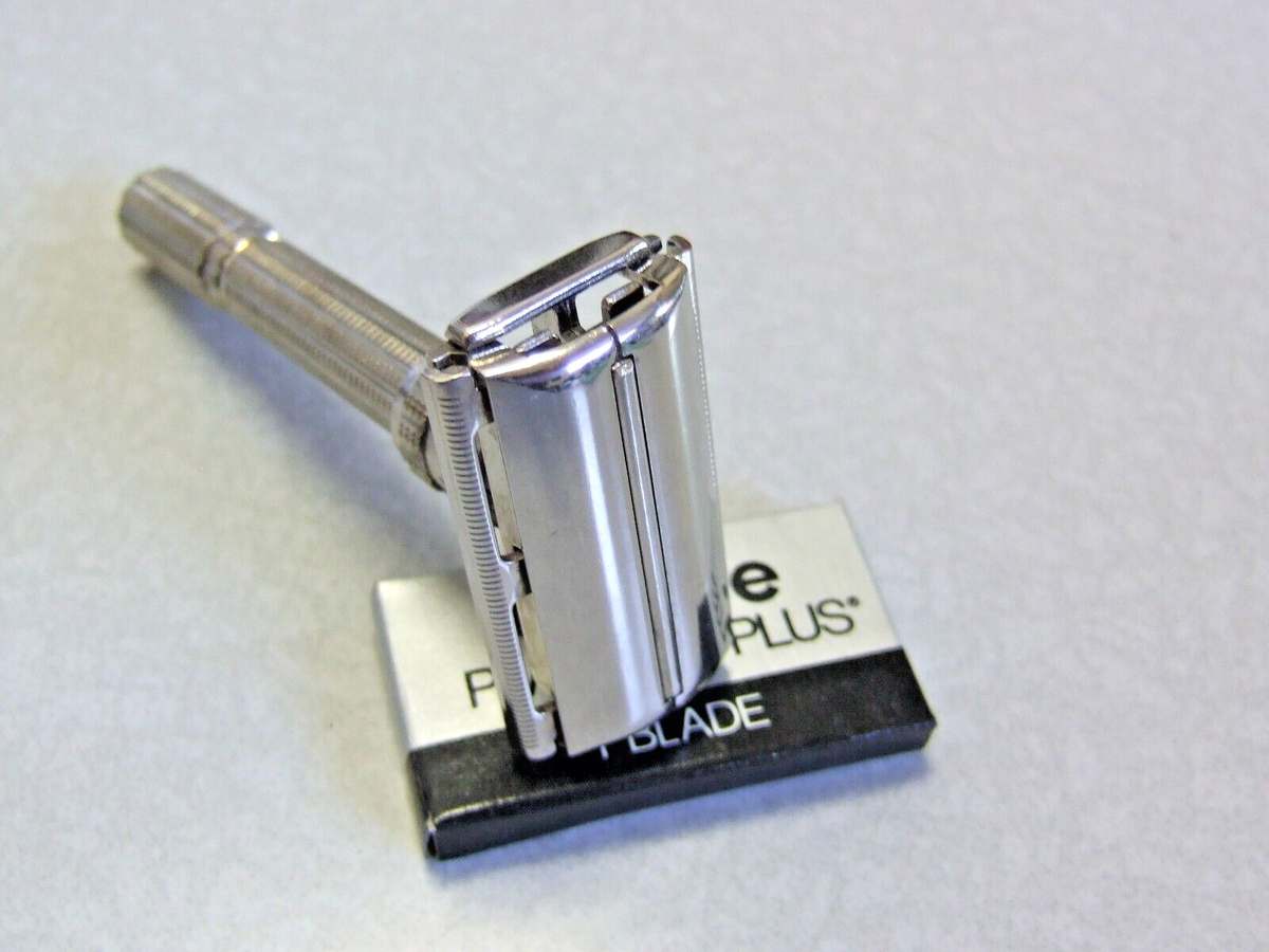 VINTAGE H-4 1962 Gillette Adjustable Double Edge Safety