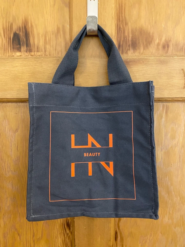 HARVEY NICHOLS BEAUTY BLUE COTTON CANVAS TOTE BAG, BRAND NEW 2022 /2023 EDITION - Image 1 of 1