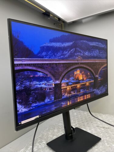 27" Samsung S27A600UUN (1440p) QHD IPS HDR10 AMD FreeSync with USB-C Monitor - Picture 2 of 6