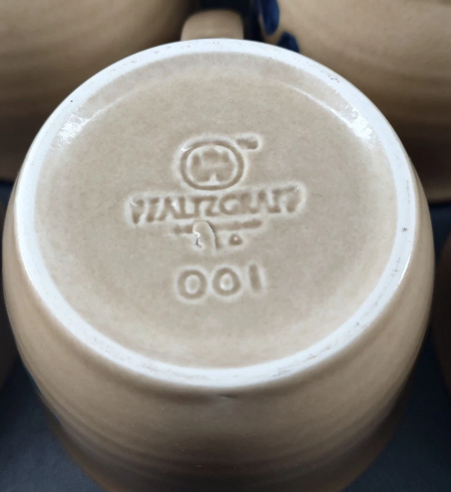 Conjunto de 8 xícaras planas Pfaltzgraff FOLK ART 100 azul floral bronzeado estampa de castelo rústico - Imagem 4 de 4