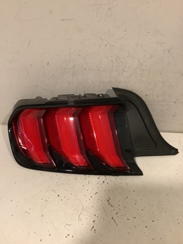 Luz trasera izquierda Ford Mustang Driver 2018-2022 OEM C8L-13308 TL - Imagen 1 de 6