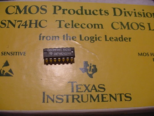 1 TI's NOS SN74HC4024N 7 bit binary Counter 14 Pin Dip - Picture 1 of 3