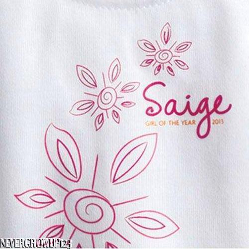 AMERICAN GIRL 2013 SAIGE DOLL & BOOK + BONUS~SAIGE PERSONALIZED T-SHIRT~SAGE~NIB - Bild 9 von 9