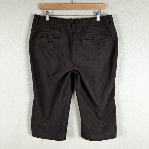 Larry Levine Pants Women 14 Petite Brown Stretch Capris Button Detail Cruisewear - Picture 17 of 18