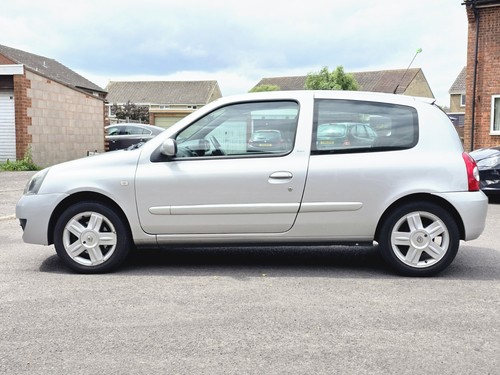 Renault Clio 1.2 L PETROL 2006 - Picture 5 of 12