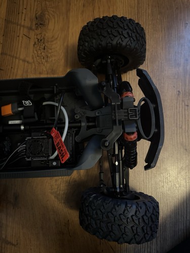 Arrma BIG ROCK 223S DSC 4X4 1:10 RTR Monster Truck - Black ( Read Description ) - Picture 10 of 16