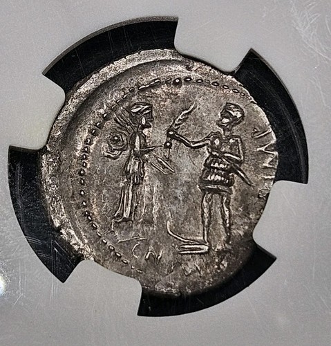 Roman Imperatorial Pompey Jr. AR Denarius 46-45BC | NGC AU - Imagen 4 de 4