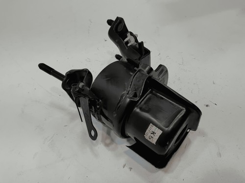 2018-2024 Toyota Camry 2.5L Engine Rear Mount Insulator Support OEM - Picture 2 of 12