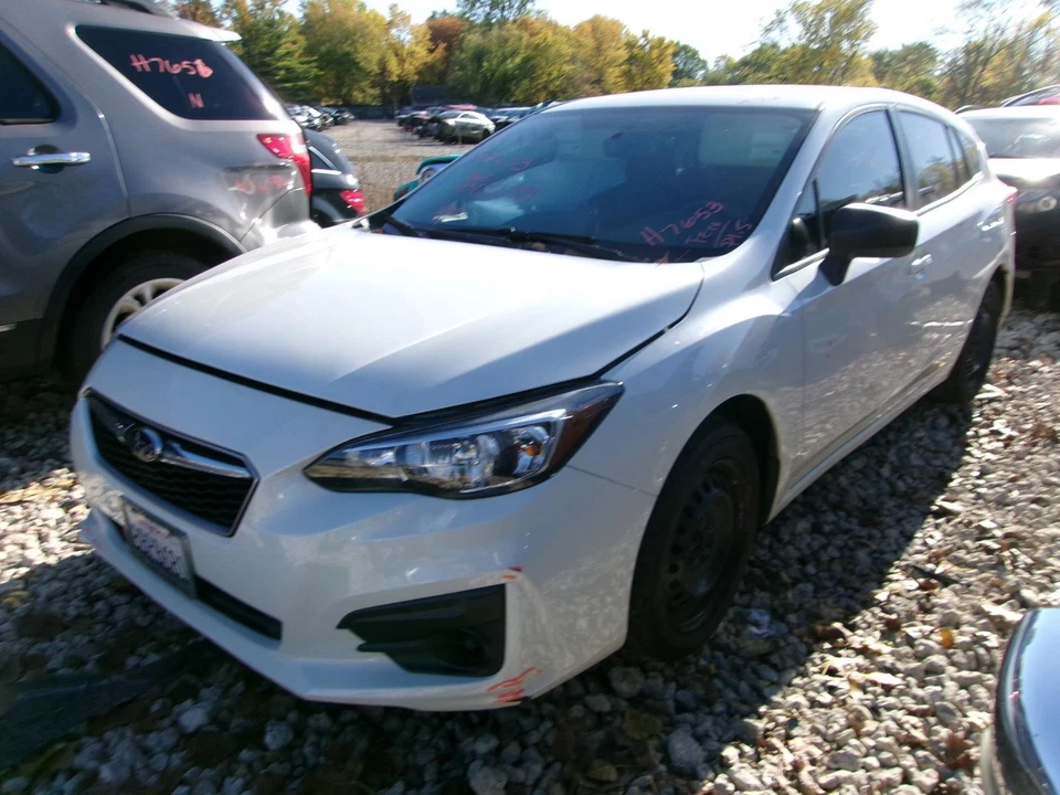 Used Front Left Lower Lower Control Arm Front fits: 2018 Subaru Impreza Front Le Foto 2 de 4