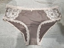 NWT Victoria's Secret Body by Victoria Lace Trim Hiphugger Panty