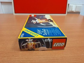 Lego Space 6750 Sonic Robot (1986) New Light and Sound System Legoland